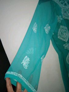 Lucknavi Chickenkari Kurti With Attach Lining