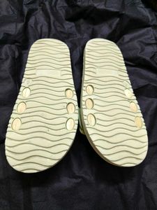 Ginger By Lifestyle Women Green Rubber Sleeper