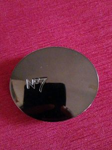 No 7 Perfect Light Pressed Powder