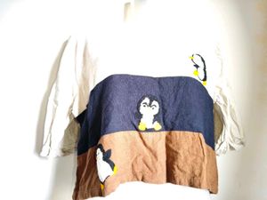 Size S/ M Cute Penguin Embroidered Top
