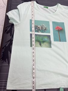 Floral Graphic T-Shirt