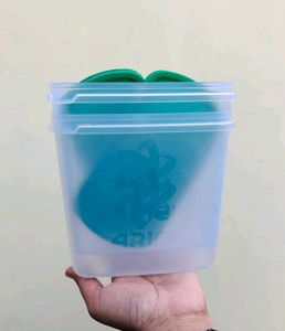 2 Ariel Containers