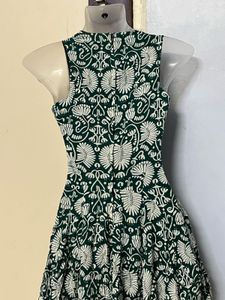 H&amp;M Branded Green Floral Fit &amp; Flare Dress