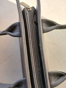 Italy Corner Hand Bag
