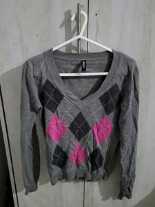 V Neck Grey Sweatshirt
