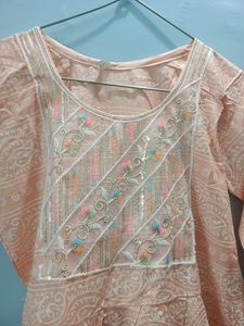 Pretty Peach Embroidered Kurta💕