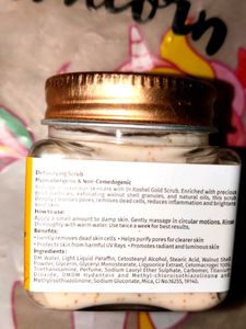 Dr. Rashel Gold Scrub
