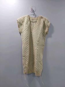 Off-white Handmade Sleeveless Half Sweater