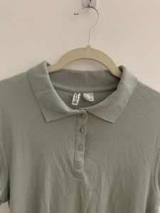 H&amp;M Ribbed Cropped Polo Top
