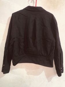 Beautiful short blazer