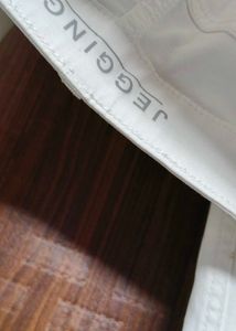 White Jeggings -