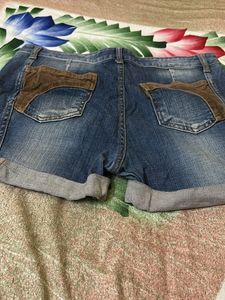 Medium Size Denim Short