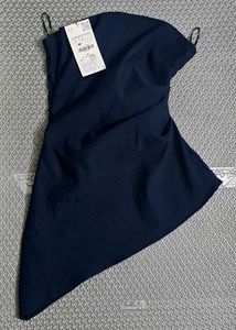 Asymmetric Pleated Top
