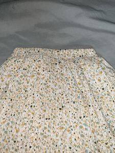 Floral Pleated Skirt