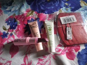 Glue Sticks and Staples Bundle