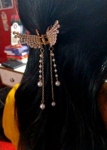 Golden And White Diamond Butterfly Clucher
