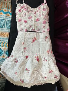 Zara Floral Skirt