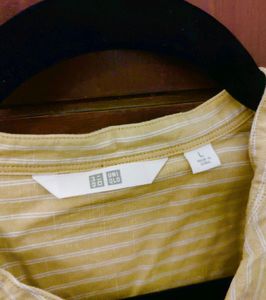 Uniqlo Striped Shirt 🍋