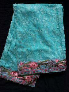WOMEN BEAUTIFUL SAREE