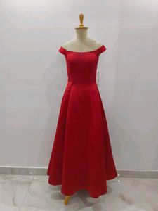 Elegant Red Off-Shoulder Dress
