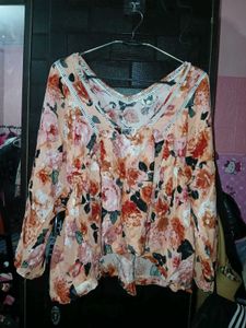 Floral Print Long Sleeve Top