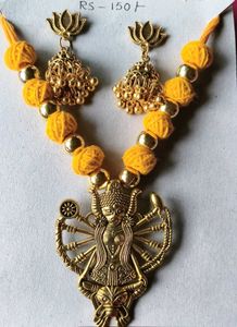 Necklace & Earring Set