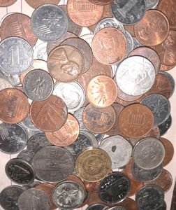 100 Mixed Foreign Coins