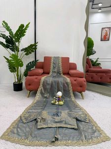 🆕️🆕️Designer Saree on Fendi Silk Fabric