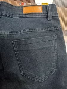 (B-26) 28 Size Flared Jeans