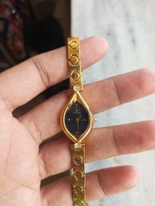 Titan Orignal Analog Black Dial Women's Watch