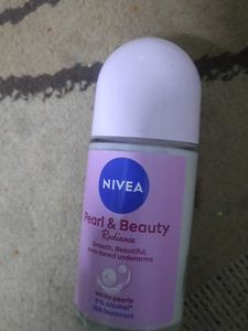 Nivea Pearl & Beauty Deodorant