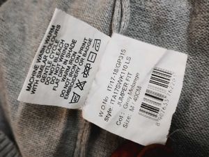 T-shirt Sweater