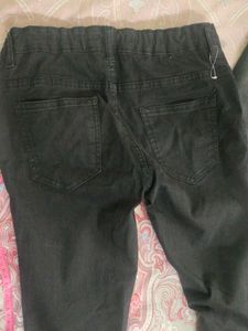 🖤 Black High-Waist Jeans 🖤