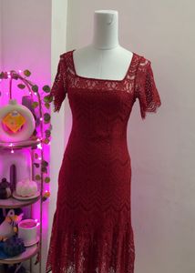 Elegant Red Lace Midi Dress
