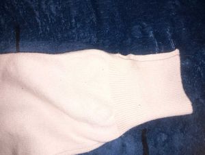 Cream Cropped Knit Top 🎀