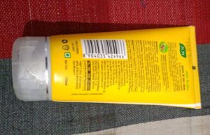 Joy Skin Fruits Sports &amp; Tan Clear Face Wash