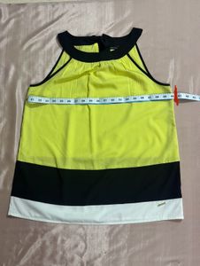 Korean Top With Ribbon Knot 🐝🎀