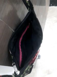 Beautiful Floral Design Slingbag.