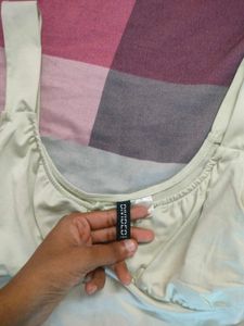 H&amp;M Buster Crop Top