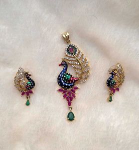 Peacock Pendant Set