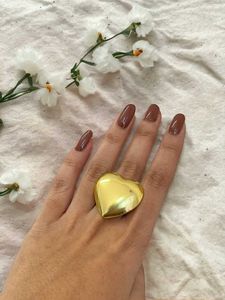 CHUNKY HEART RING