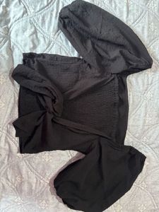 Black Puff-Sleeve Crop Top
