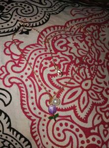 Tulip &amp; Pearl Gold Necklace