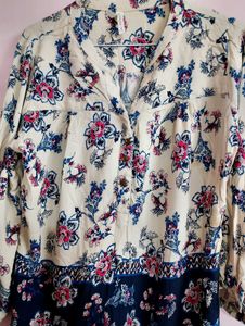 Asthetic Flora Design Top..💕🌟
