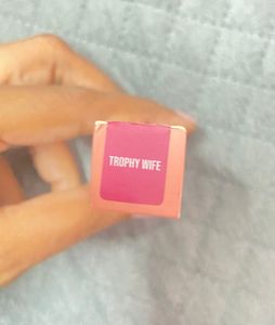 Huda Beauty Liquid Matte Lipstick Mini Trophy Wife