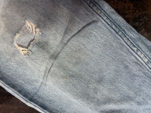 Baggy Ripped Jean