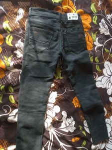 Dark Wash Skinny Jeans