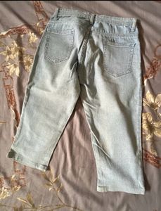 Women’s Capree