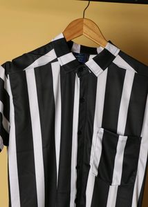 Beautiful Black And White Shirt
