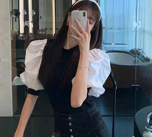 Statement Korean Sleeve Top ✨